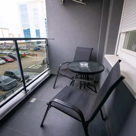 Mihalena Apartament *